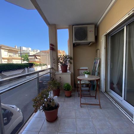 R123 Apartamento En La Planta Baja Con Piscina Cerca De La Playa Calafell Exterior photo