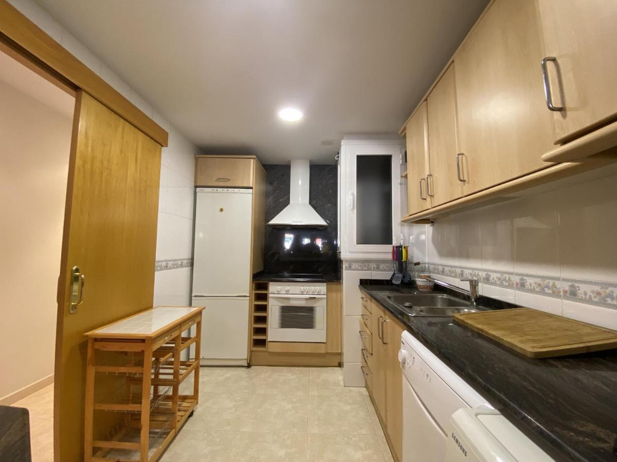 R123 Apartamento En La Planta Baja Con Piscina Cerca De La Playa Calafell Exterior photo